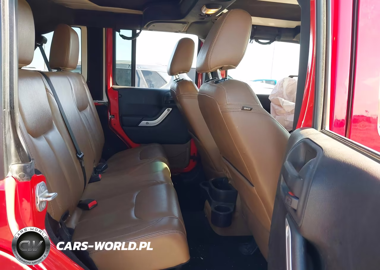 2016 Jeep Wrangler Unlimited Sahara VIN:1C4HJWEGXGL183988 - 8