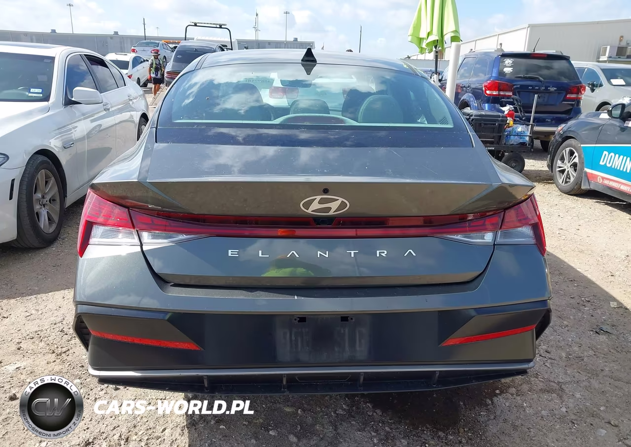 2025 Hyundai Elantra Sel Convenience VIN:KMHLS4DG5SU933356 - 16