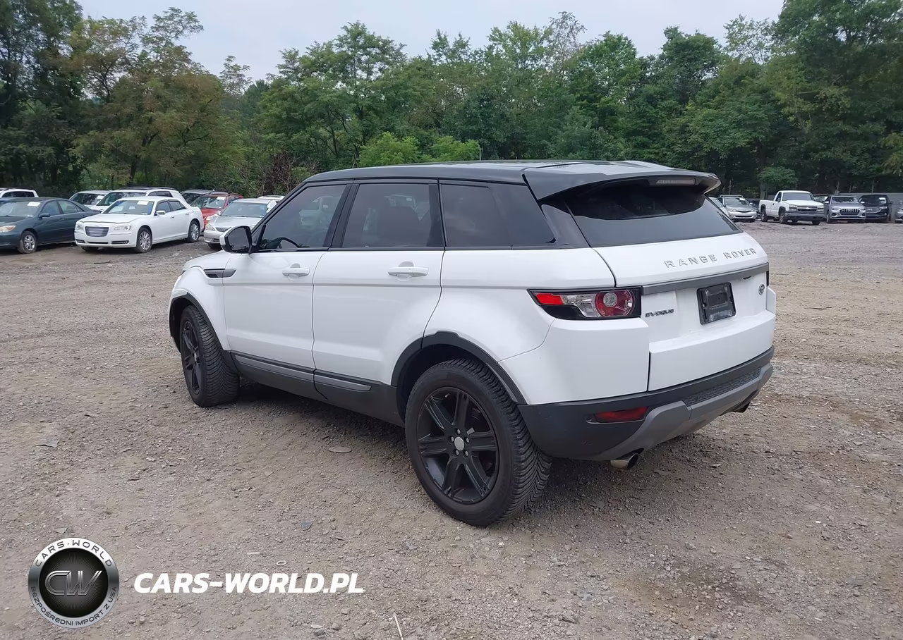 2015 Land Rover Range Rover Evoque Pure VIN:SALVP2BG4FH995554 - 3