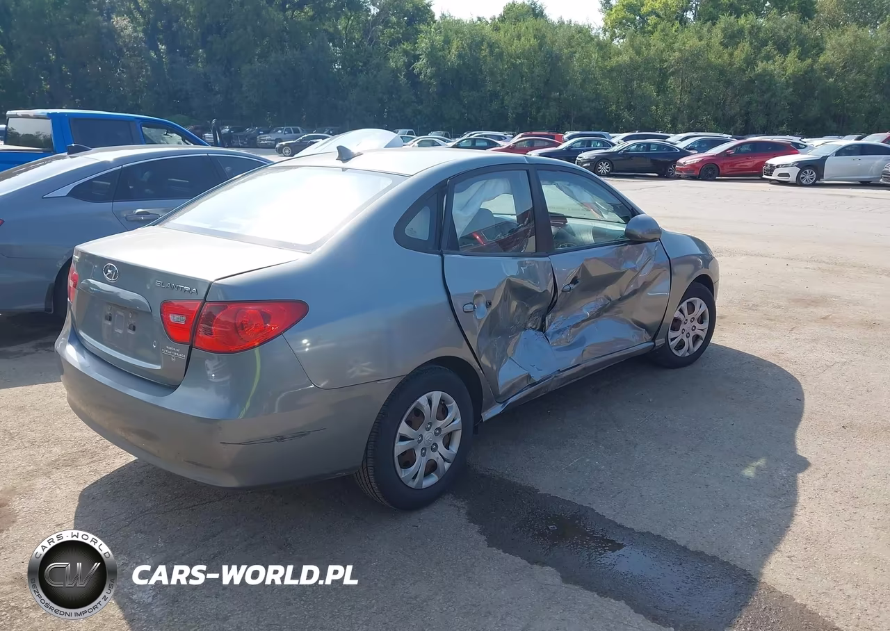 2009 Hyundai Elantra Gls VIN:KMHDU46DX9U806629 - 4