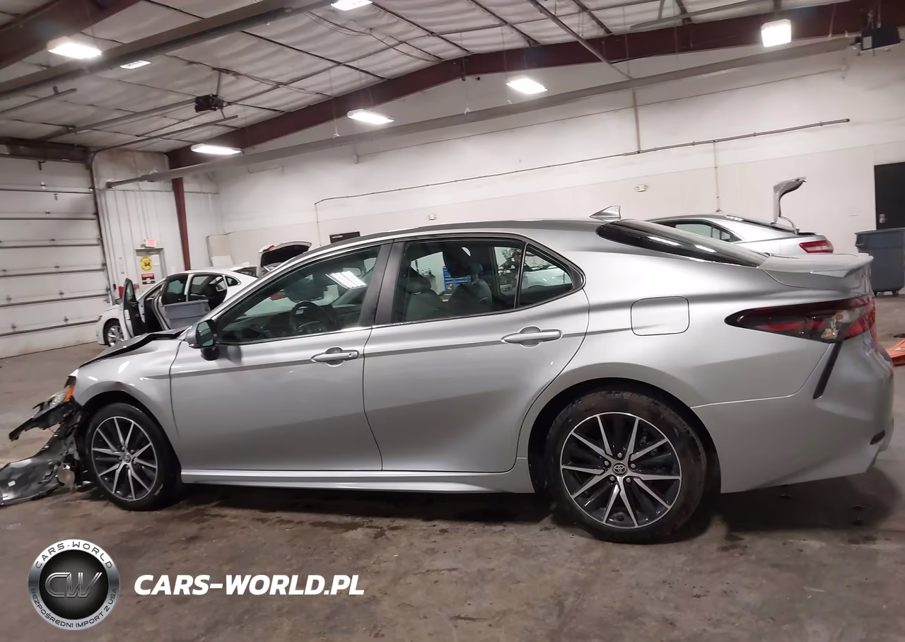 2024 Toyota Camry Hybrid Se VIN:4T1G31AK0RU066402 - 15