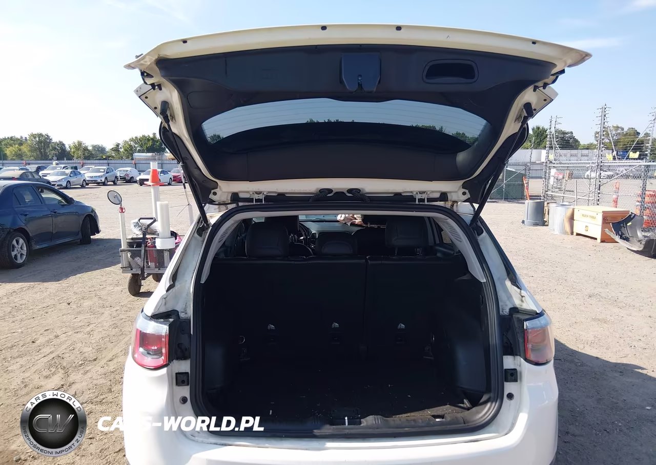 2020 Jeep Compass Trailhawk 4X4 VIN:3C4NJDDBXLT195666 - 18