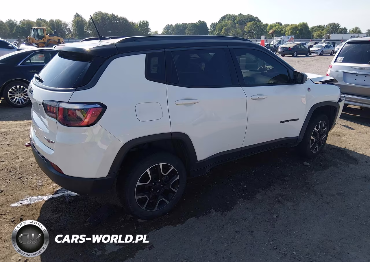 2020 Jeep Compass Trailhawk 4X4 VIN:3C4NJDDBXLT195666 - 4
