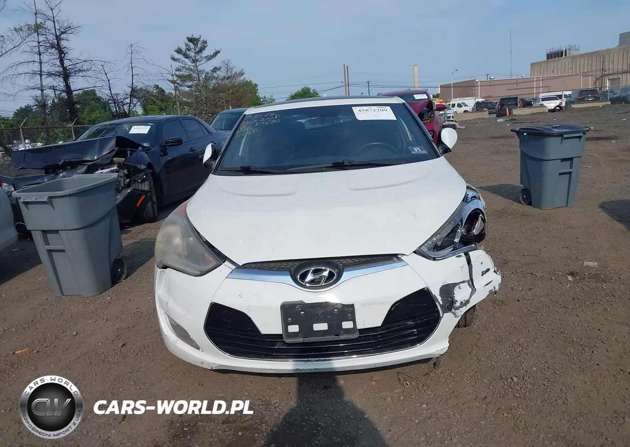 2016 Hyundai Veloster VIN:KMHTC6AD8GU291550 - 12