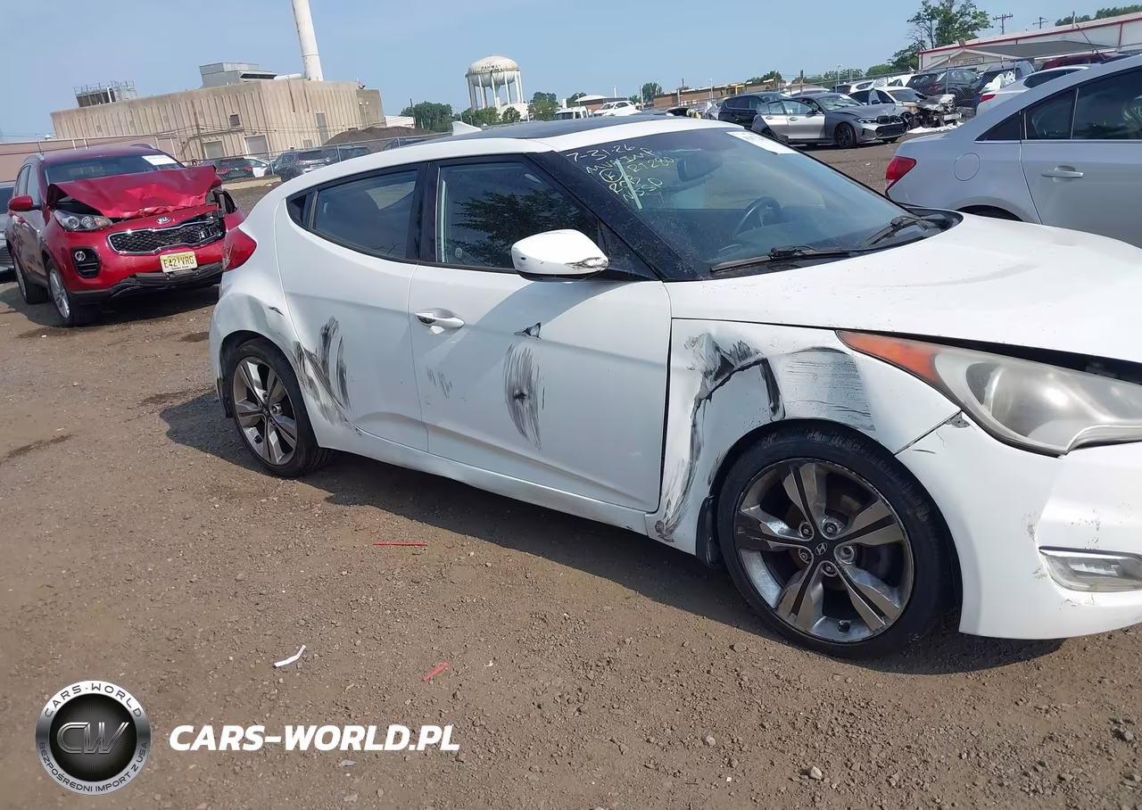 2016 Hyundai Veloster VIN:KMHTC6AD8GU291550 - 6