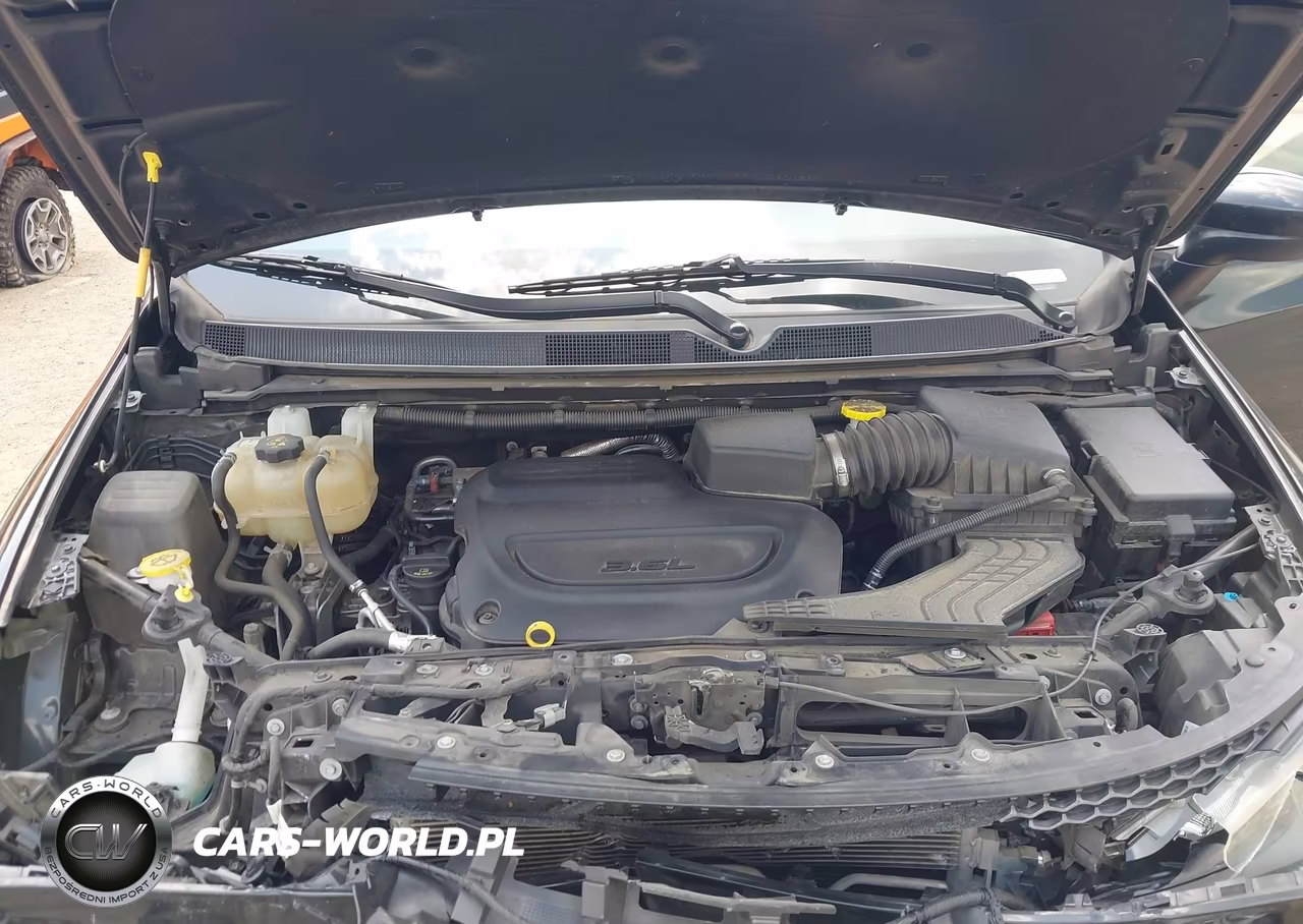2019 Chrysler Pacifica L VIN:2C4RC1AG1KR708492 - 10
