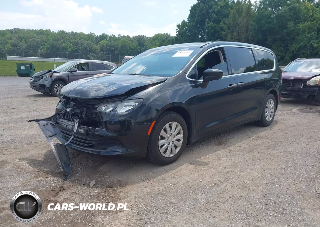 2019 Chrysler Pacifica L VIN:2C4RC1AG1KR708492 - 2
