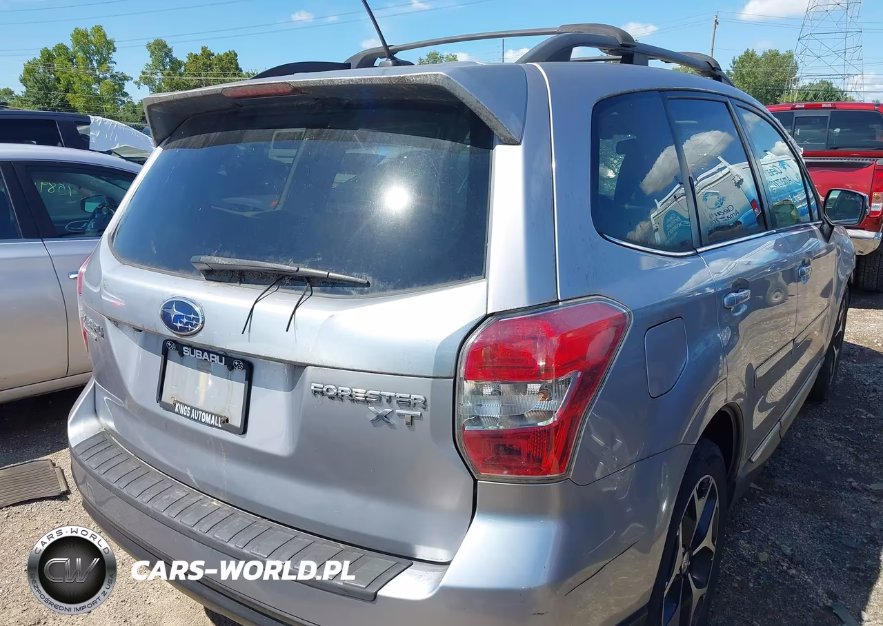 2015 Subaru Forester 2.0Xt Touring VIN:JF2SJGWCXFH428394 - 4