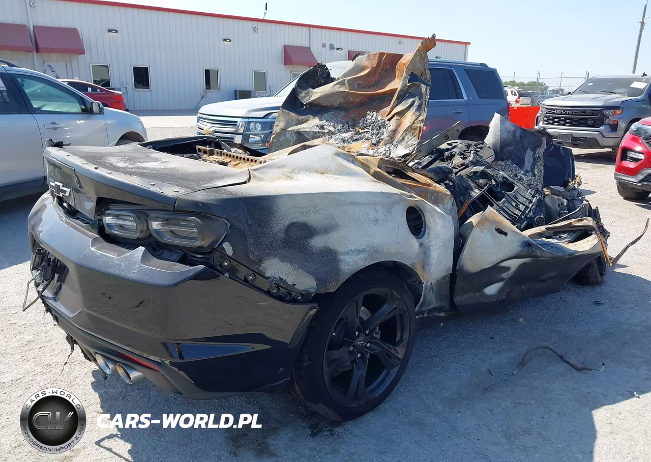 2022 Chevrolet Camaro Rwd Lt1 VIN:1G1FF1R7XN0126073 - 4