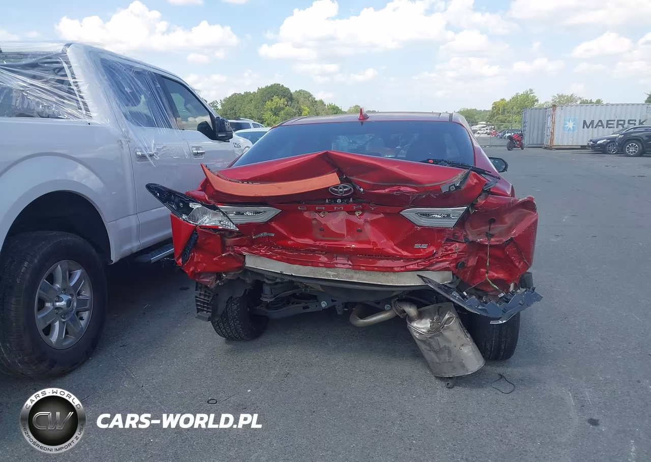 2019 Toyota Camry Se VIN:4T1B11HK1KU216335 - 16