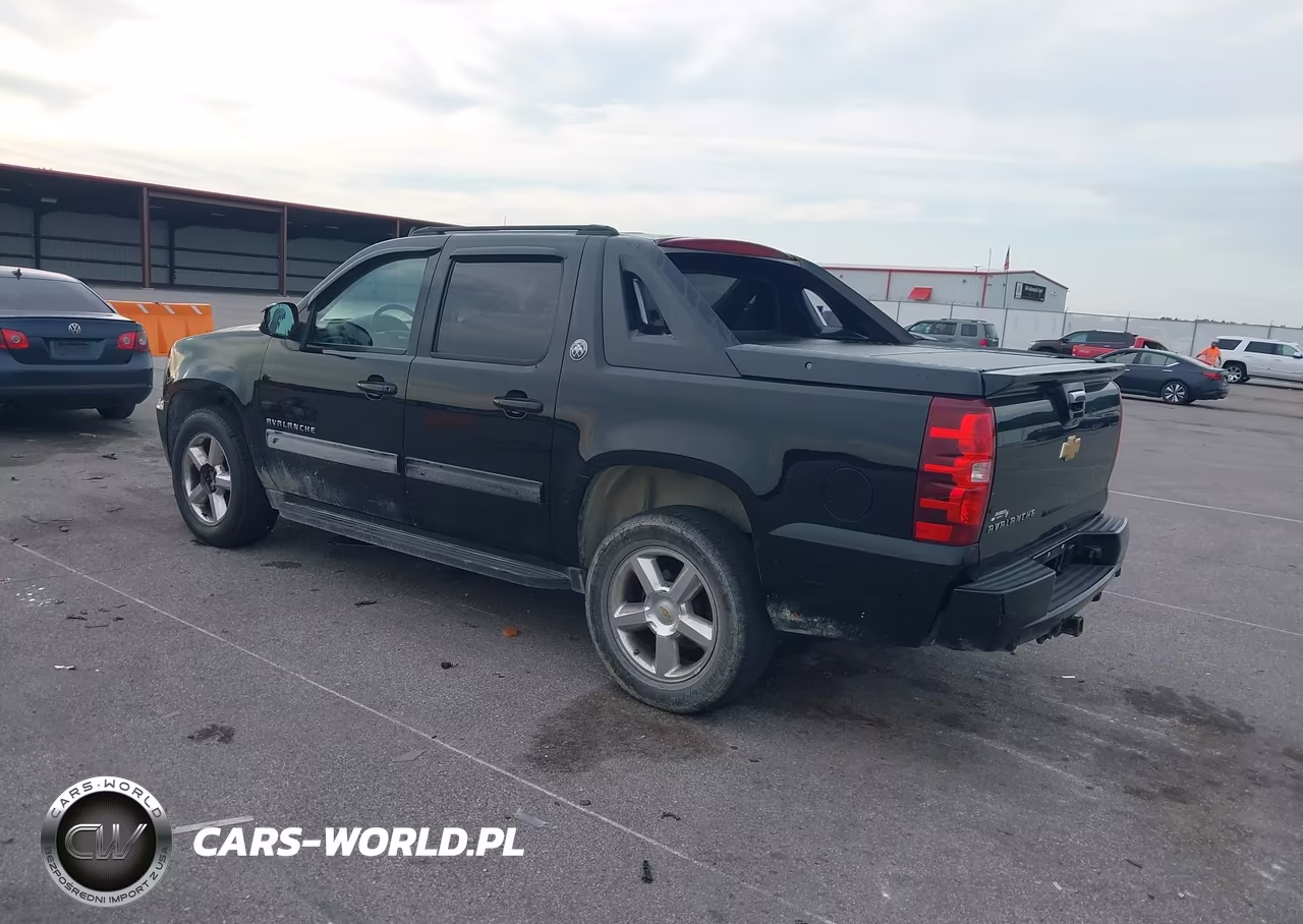 2013 Chevrolet Avalanche Lt VIN:3GNTKFE71DG119751 - 3