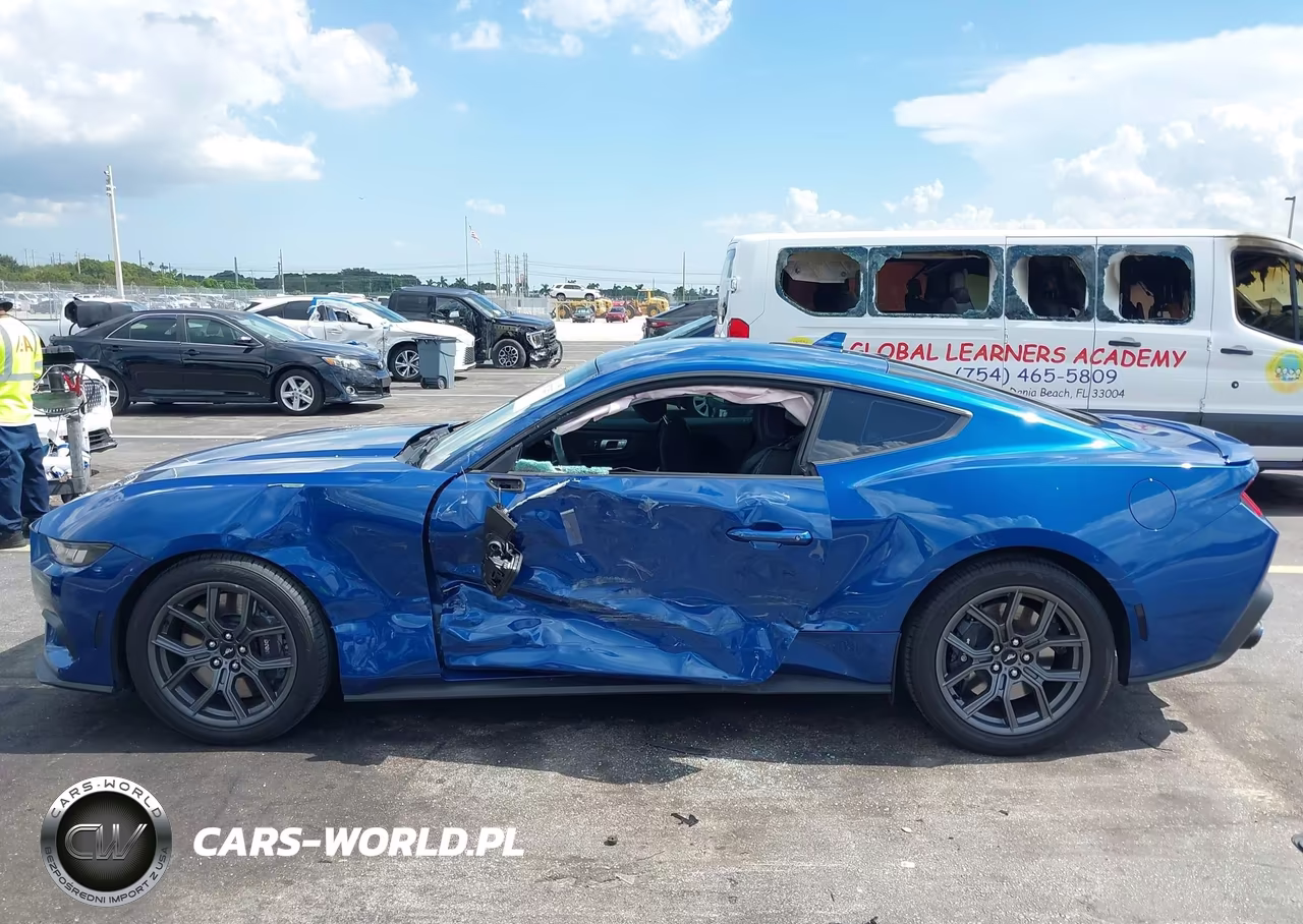 2024 Ford Mustang Ecoboost Fastback VIN:1FA6P8TH1R5110048 - 14
