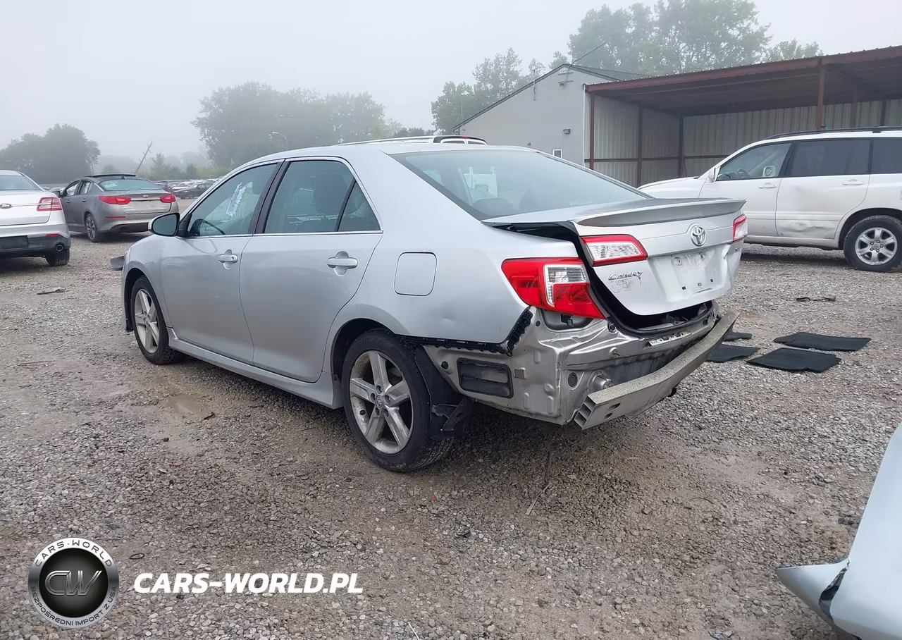 2013 Toyota Camry Se VIN:4T1BF1FK6DU723805 - 3