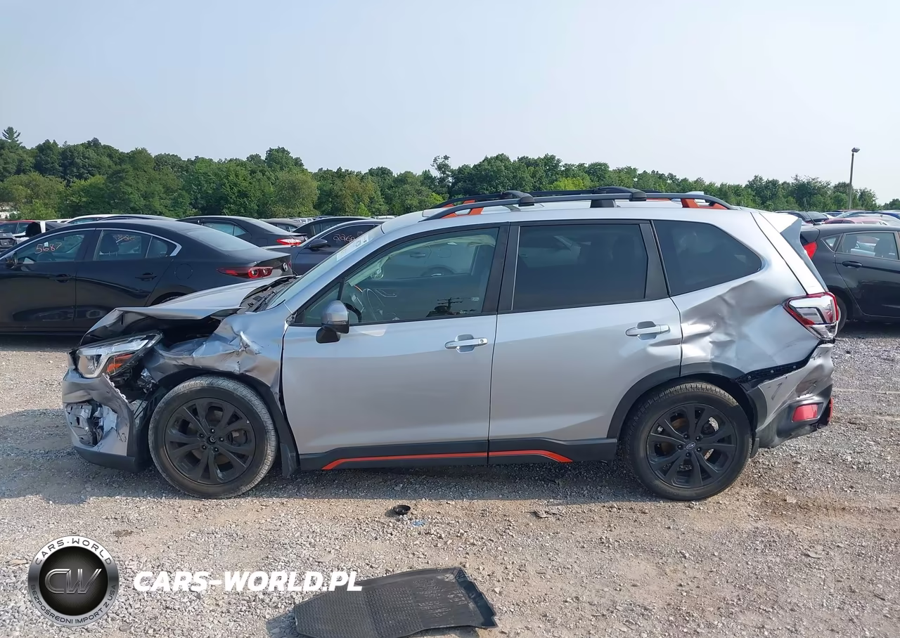 2019 Subaru Forester Sport VIN:JF2SKAJC4KH509726 - 14