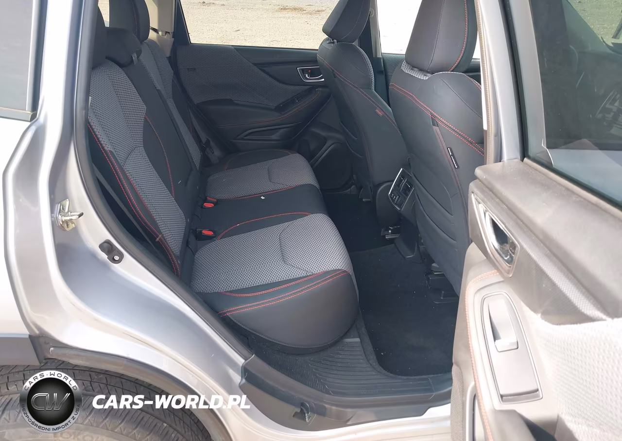 2019 Subaru Forester Sport VIN:JF2SKAJC4KH509726 - 8