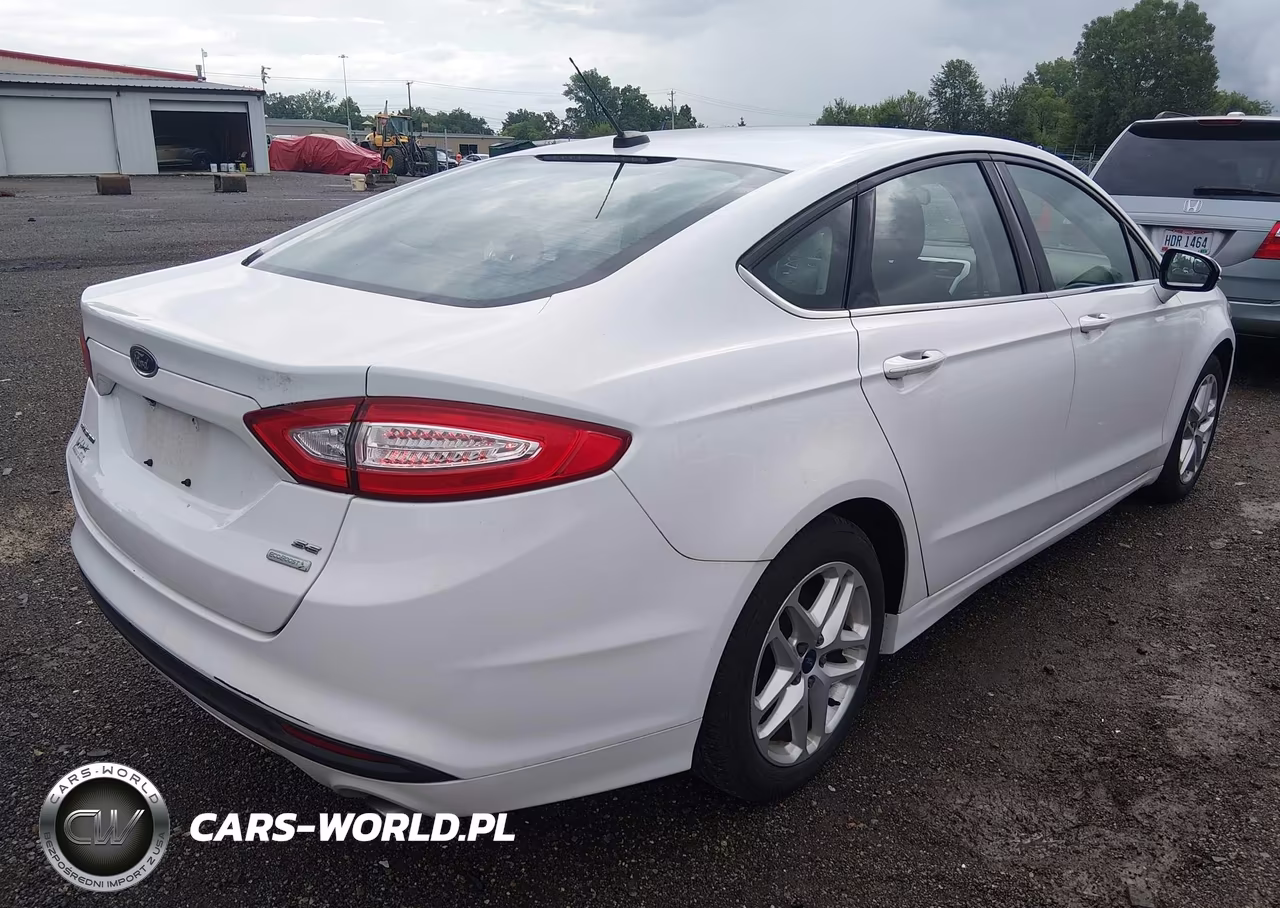 2015 Ford Fusion Se VIN:1FA6P0HD5F5125395 - 4