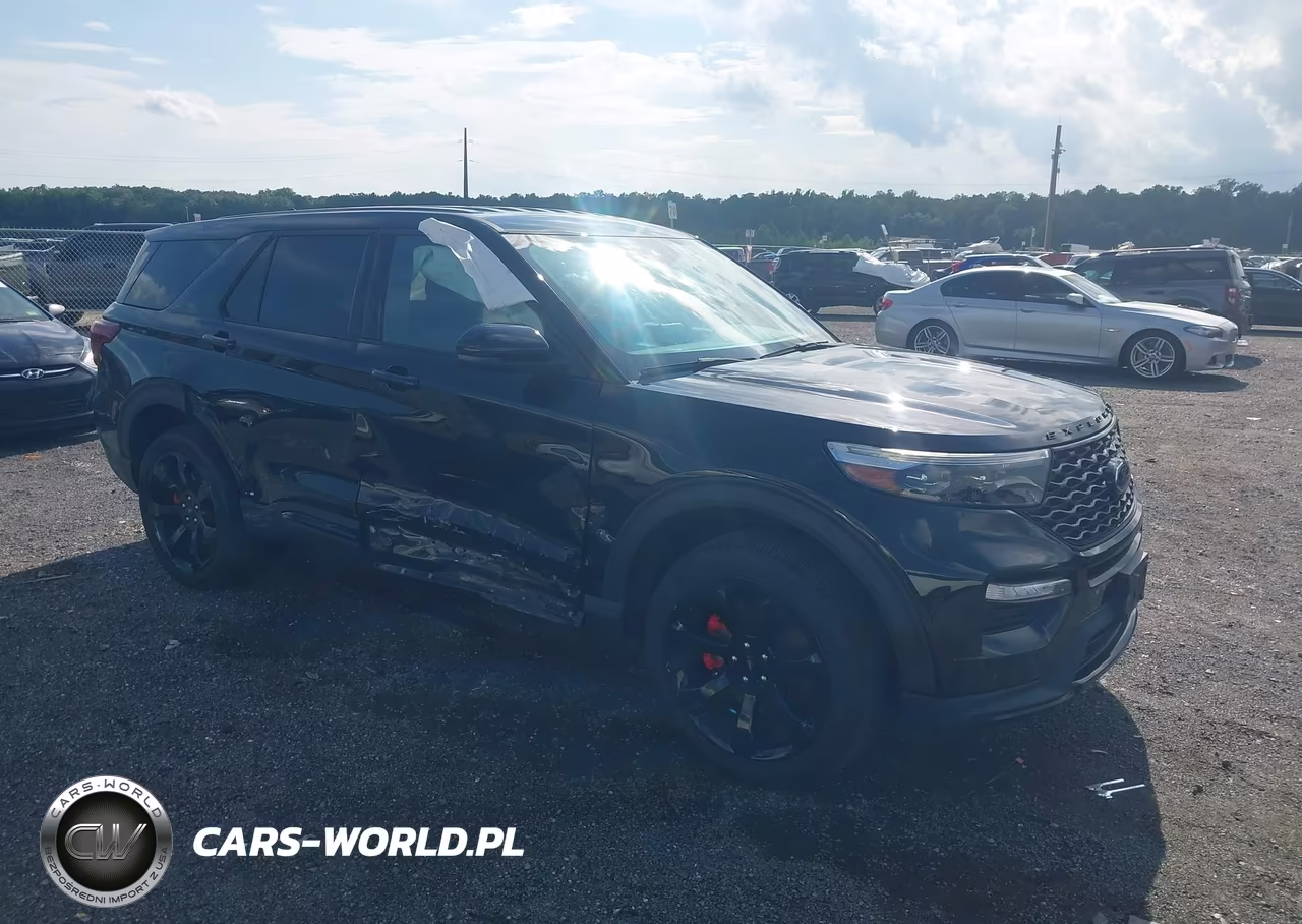 2022 Ford Explorer St