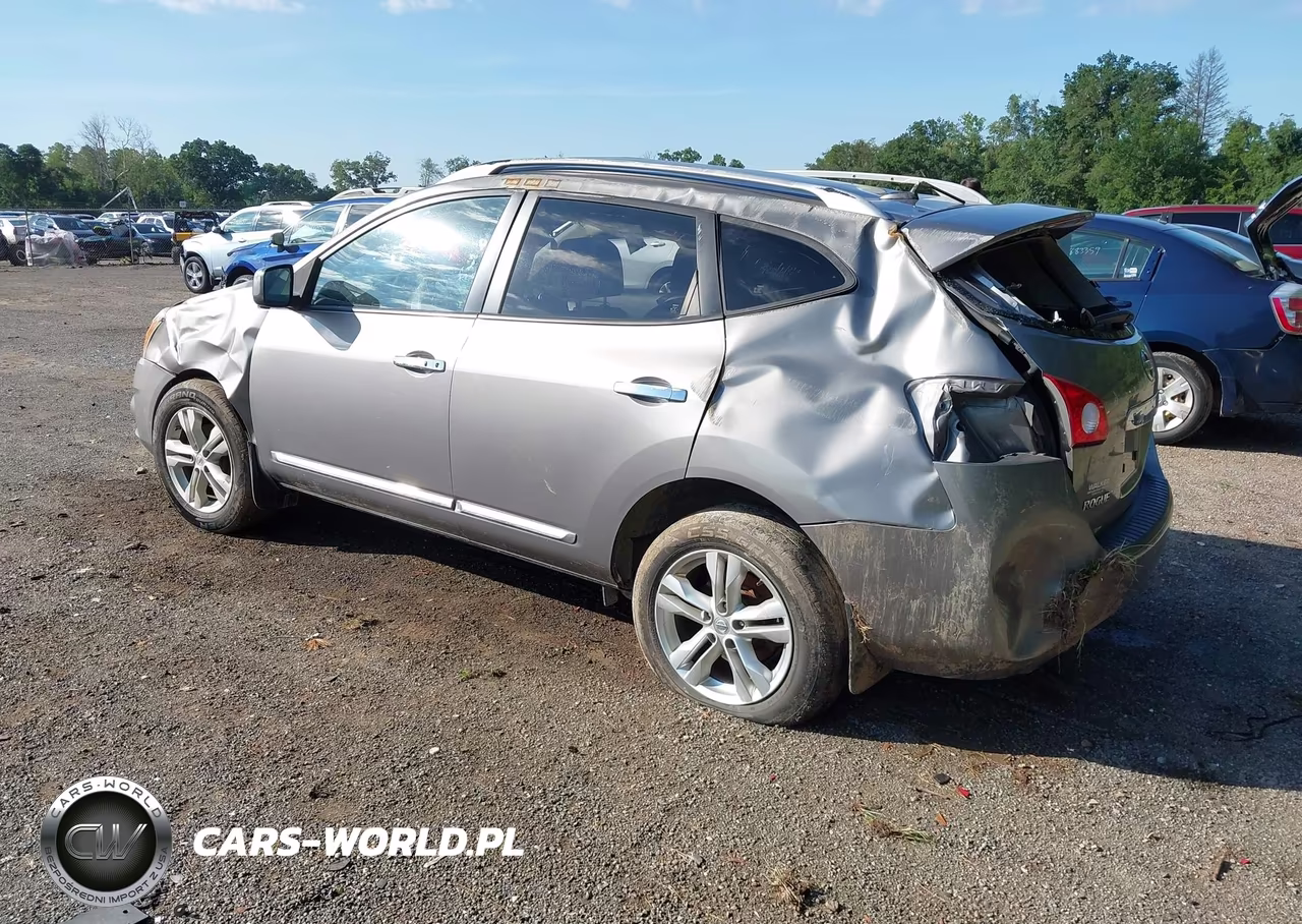 2013 Nissan Rogue Sv VIN:JN8AS5MV6DW642845 - 3