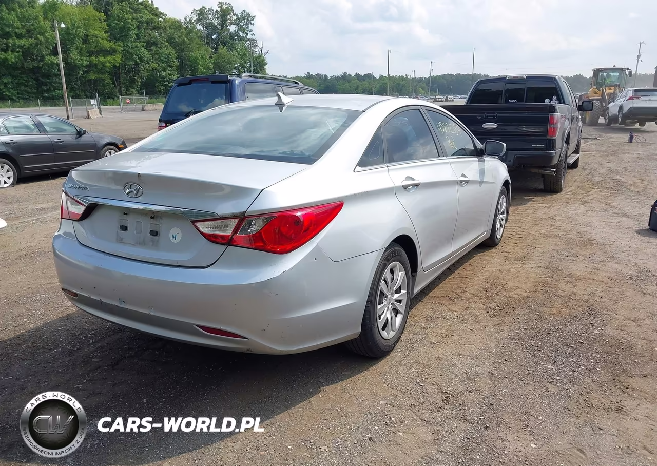 2011 Hyundai Sonata Gls VIN:5NPEB4AC8BH037836 - 4