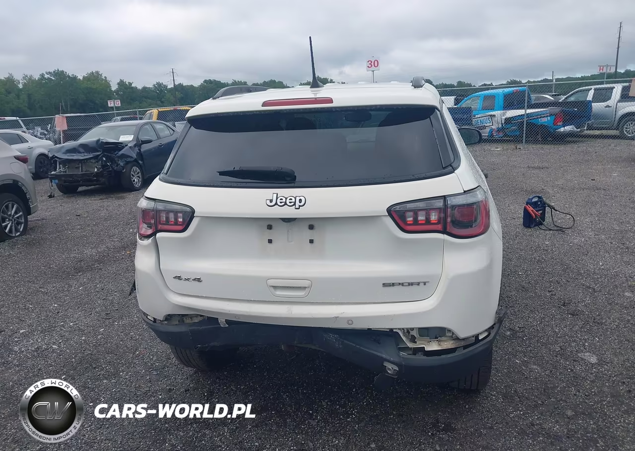 2018 Jeep Compass Sport 4X4 VIN:3C4NJDAB2JT146091 - 16