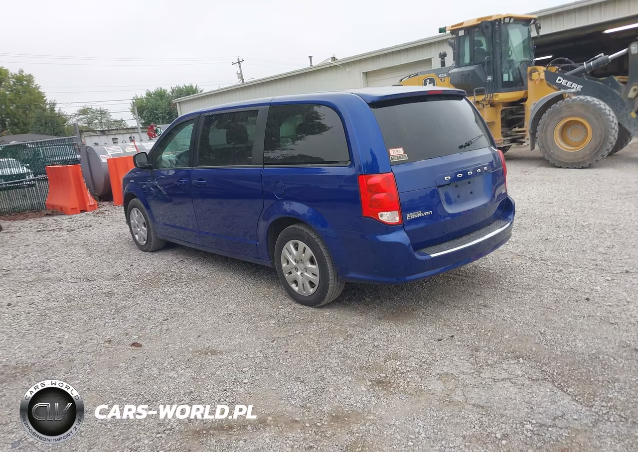 2018 Dodge Grand Caravan Se VIN:2C4RDGBG8JR313075 - 3