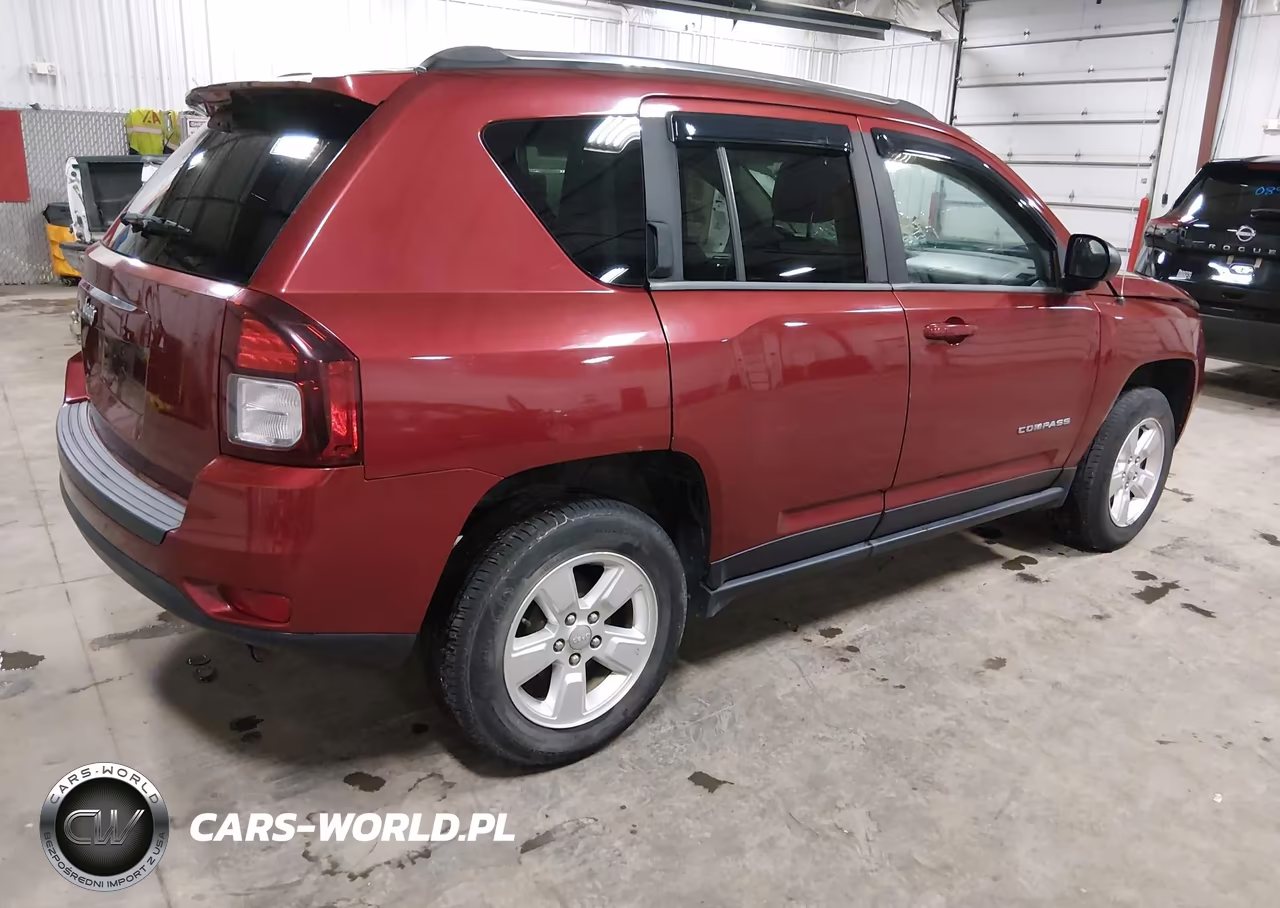 2014 Jeep Compass Sport VIN:1C4NJCBA6ED594927 - 4