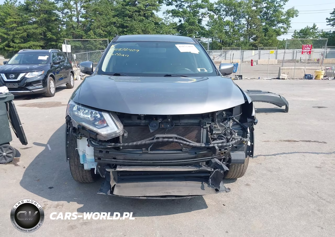 2017 Nissan Rogue S VIN:JN8AT2MV6HW261188 - 13