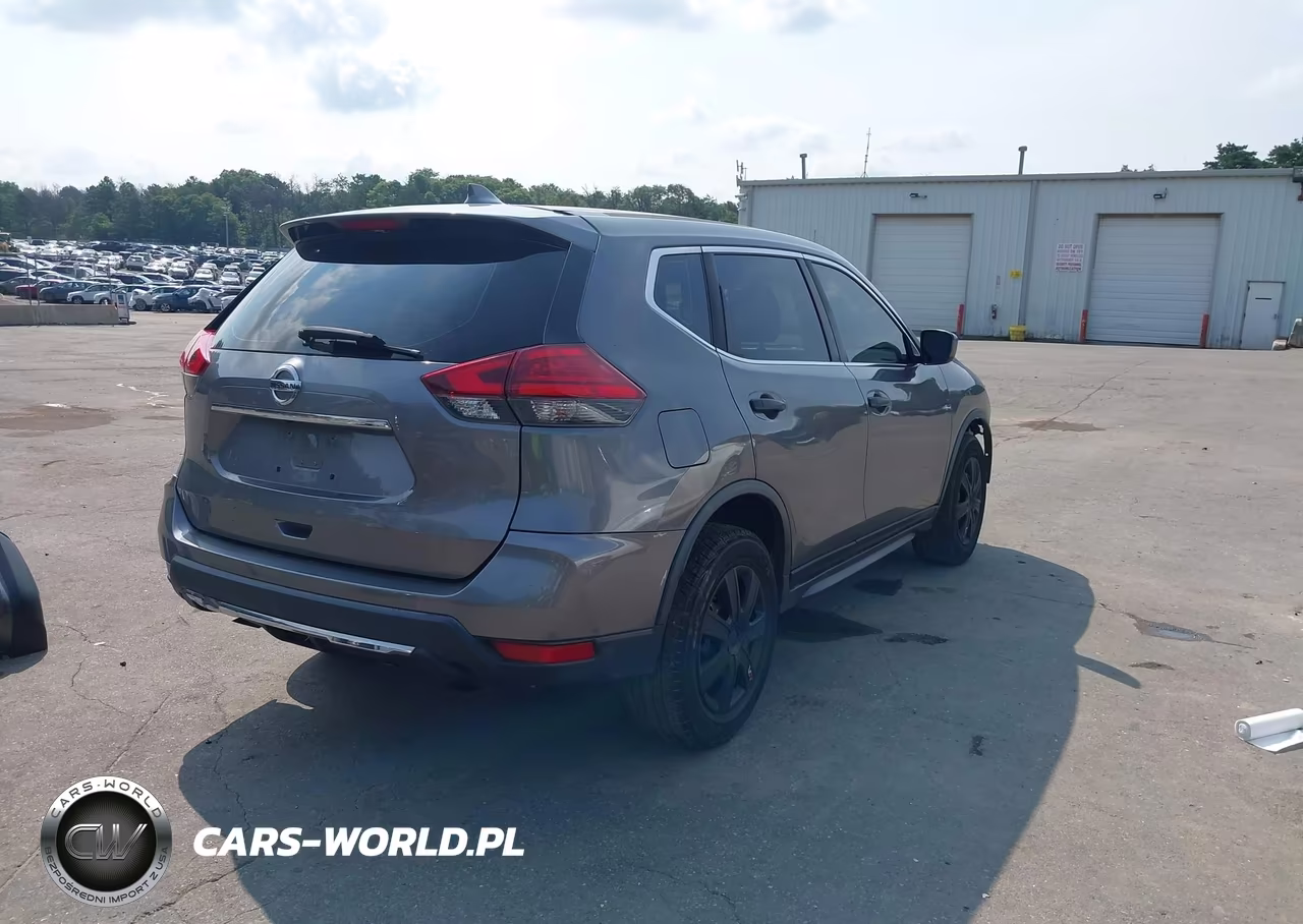 2017 Nissan Rogue S VIN:JN8AT2MV6HW261188 - 4