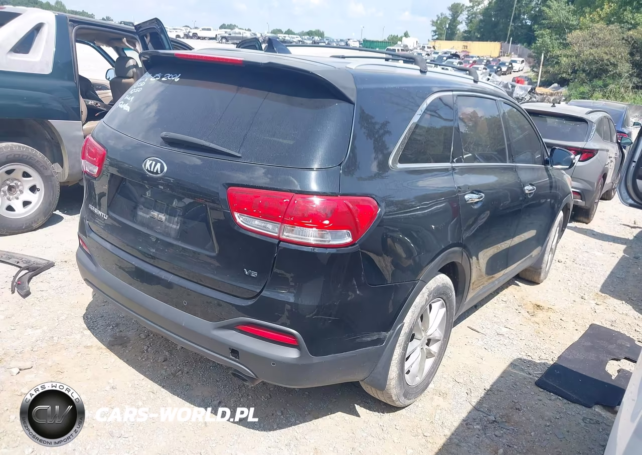 2016 Kia Sorento 3.3L Lx VIN:5XYPG4A52GG037910 - 4
