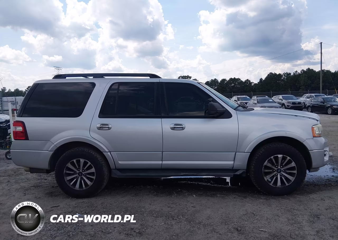 2017 Ford Expedition Xlt VIN:1FMJU1HT2HEA40295 - 13