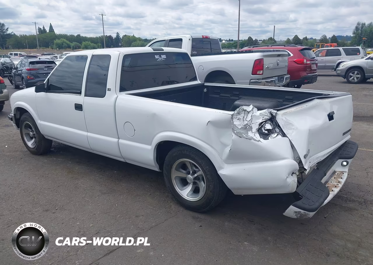 2003 Chevrolet S-10 Ls VIN:1GCCS19X938185698 - 3