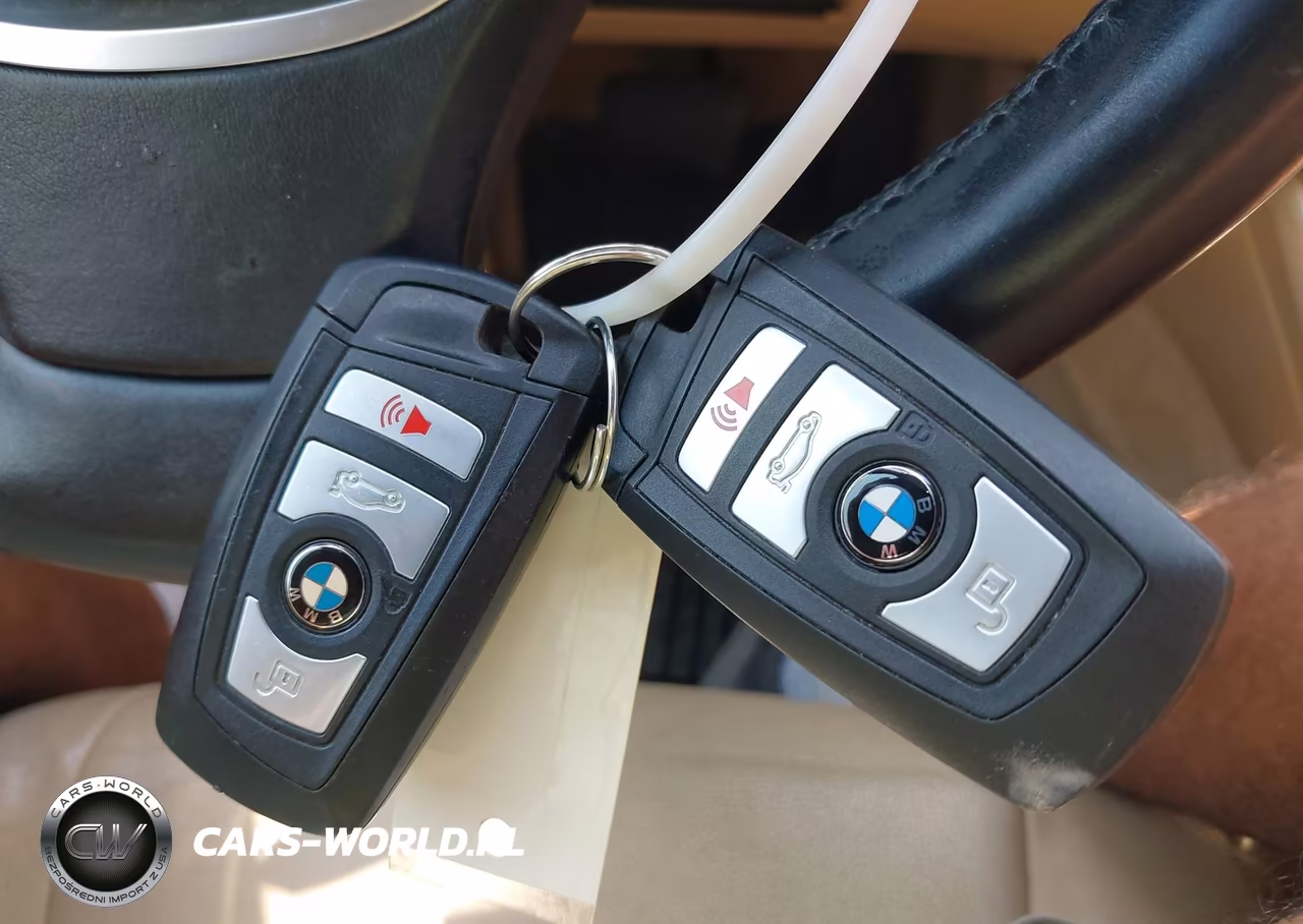 2015 BMW 535I xDrive VIN:WBA5B3C5XFD547770 - 11