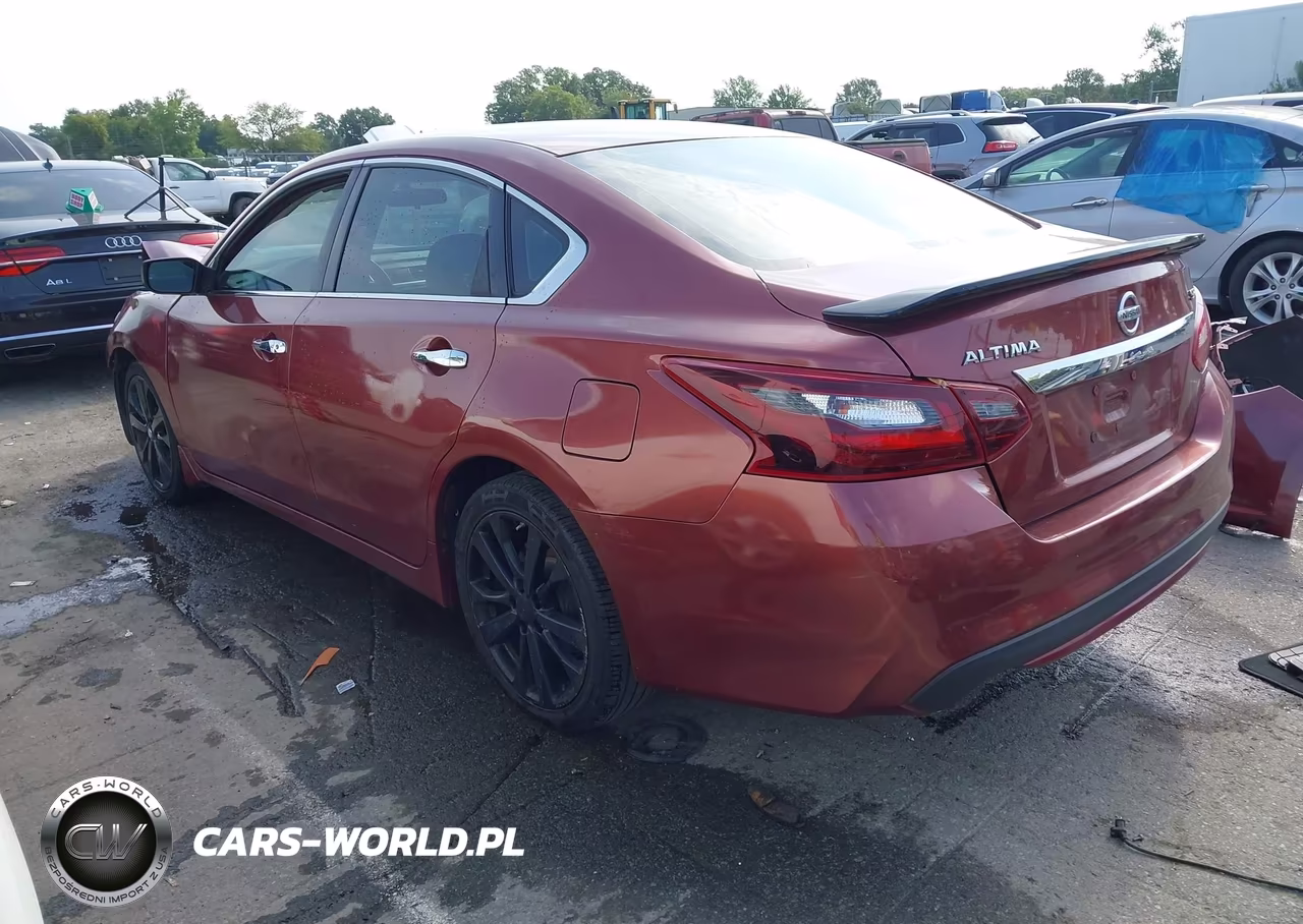 2017 Nissan Altima 2.5 Sr VIN:1N4AL3AP5HC229587 - 3