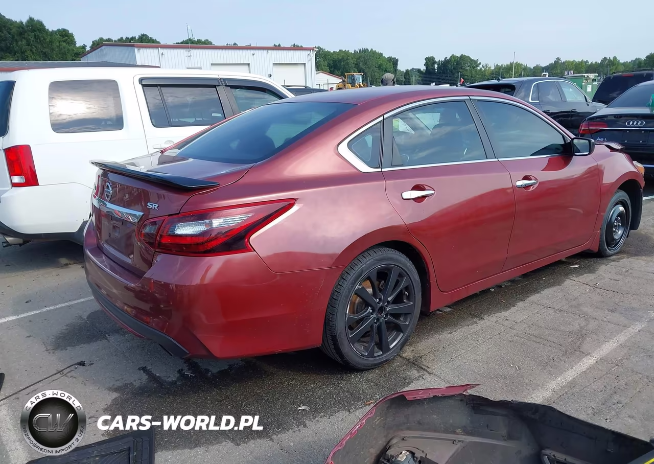 2017 Nissan Altima 2.5 Sr VIN:1N4AL3AP5HC229587 - 4