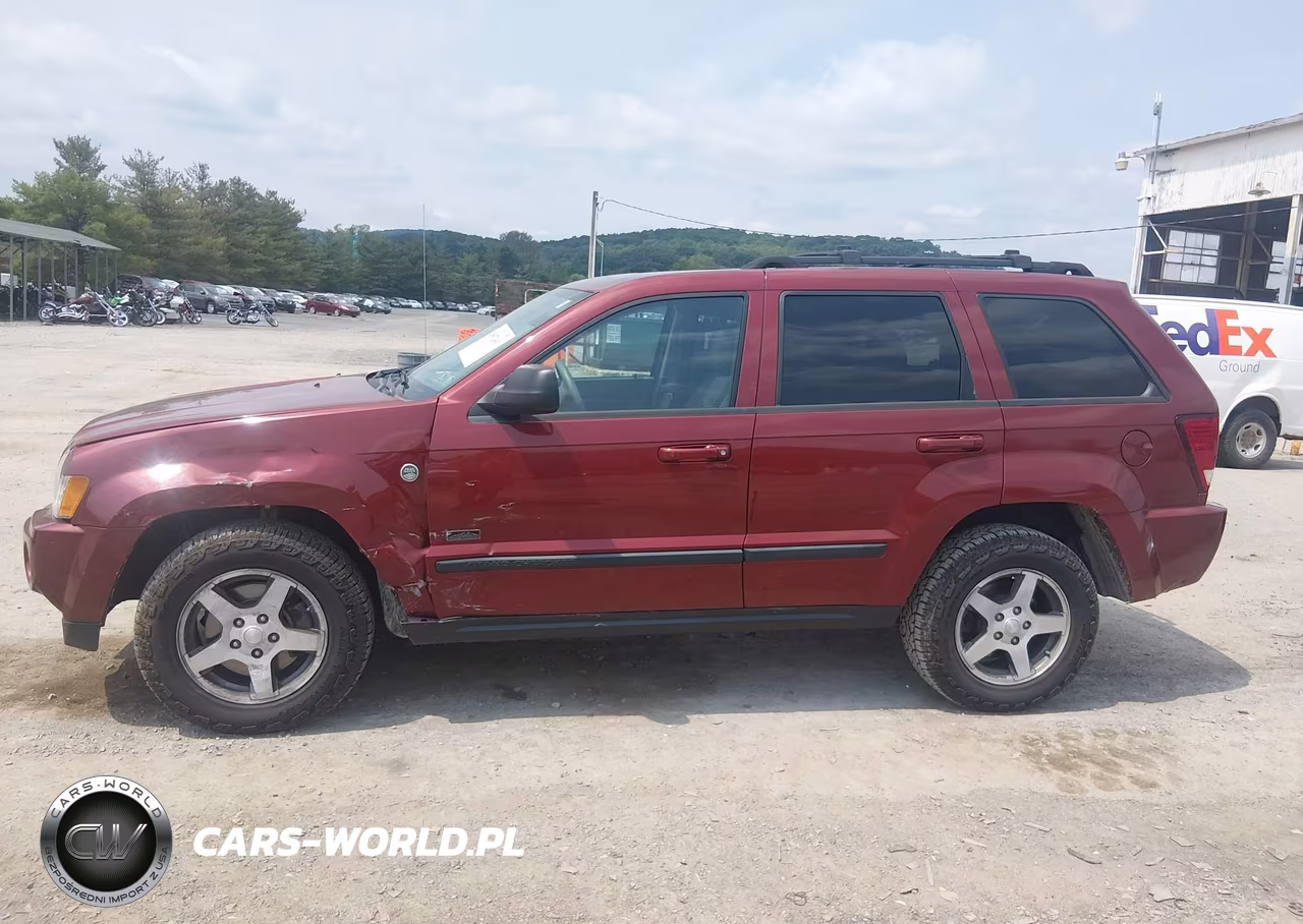 2007 Jeep Grand Cherokee Laredo VIN:1J8HR48N87C651765 - 14
