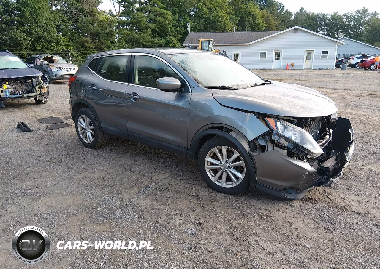 2017 Nissan Rogue Sport S