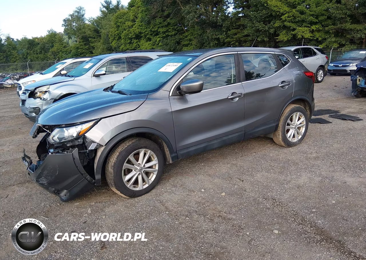 2017 Nissan Rogue Sport S VIN:JN1BJ1CR7HW123201 - 2
