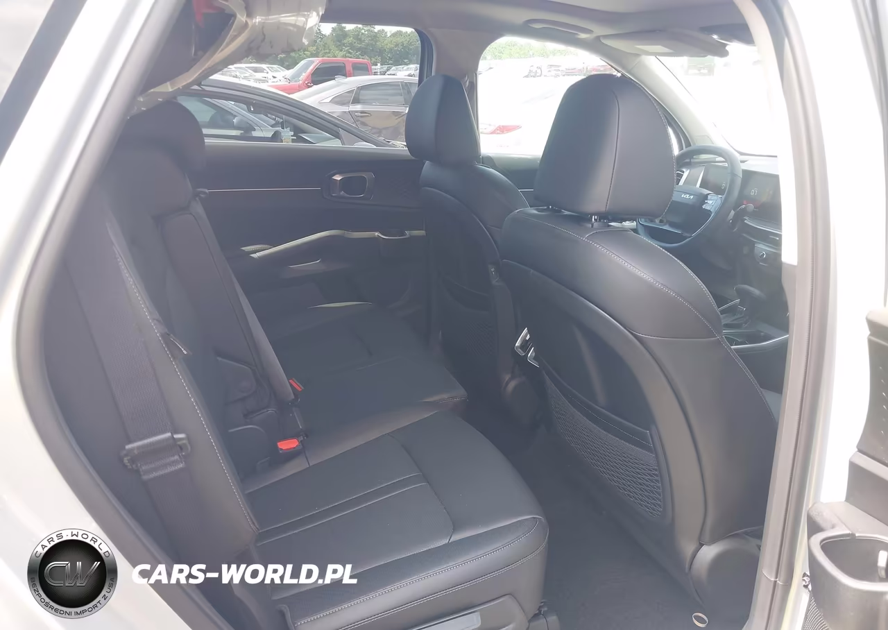 2026 Kia Sorento S VIN:5XYRL4JC5TG443290 - 8