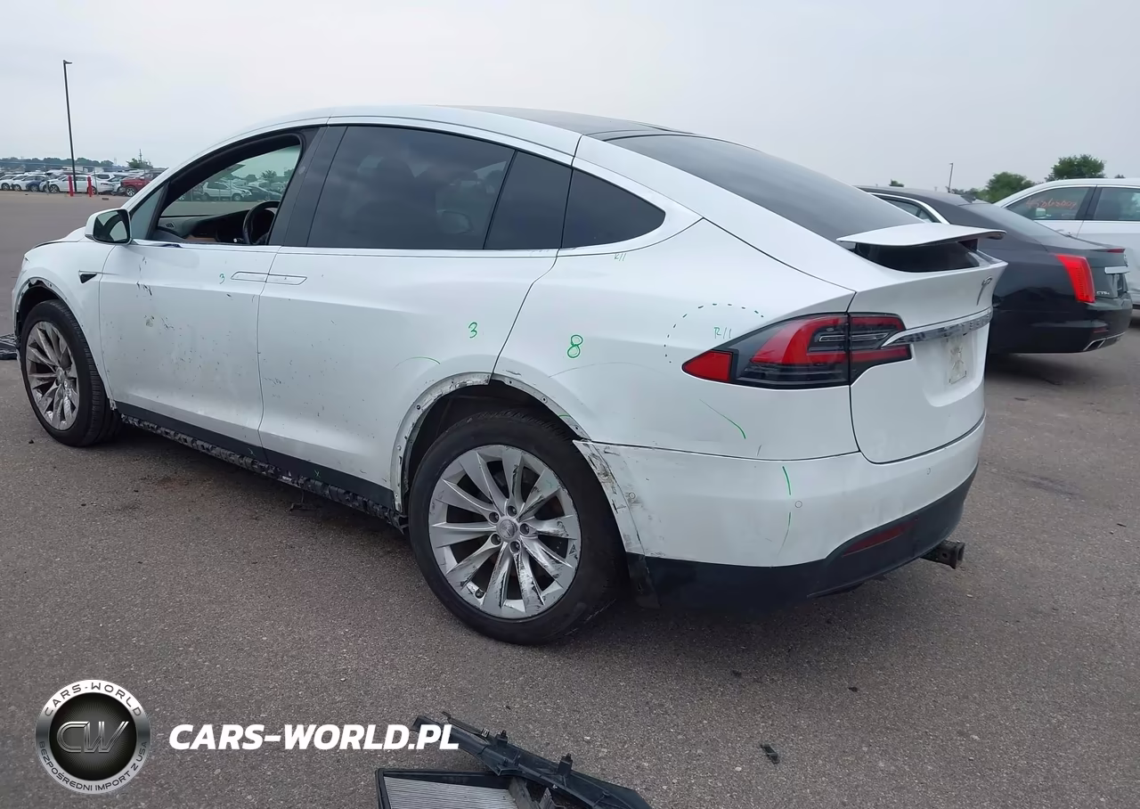 2020 Tesla Model X Long Range Dual Motor All-Wheel Drive-Long Range Plus Dual Motor All-Wheel Drive VIN:5YJXCBE2XLF231411 - 6