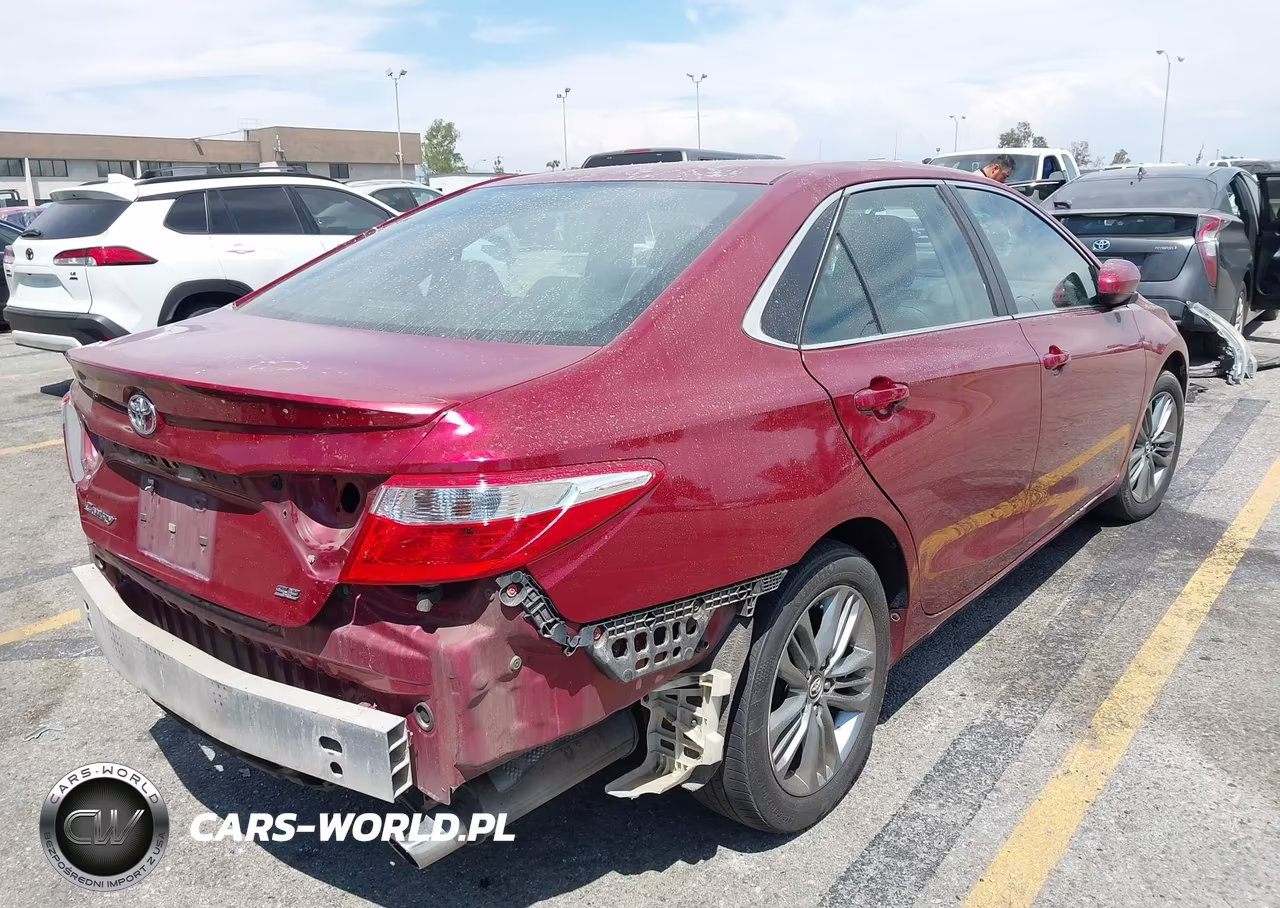 2017 Toyota Camry Se VIN:4T1BF1FK5HU698238 - 4