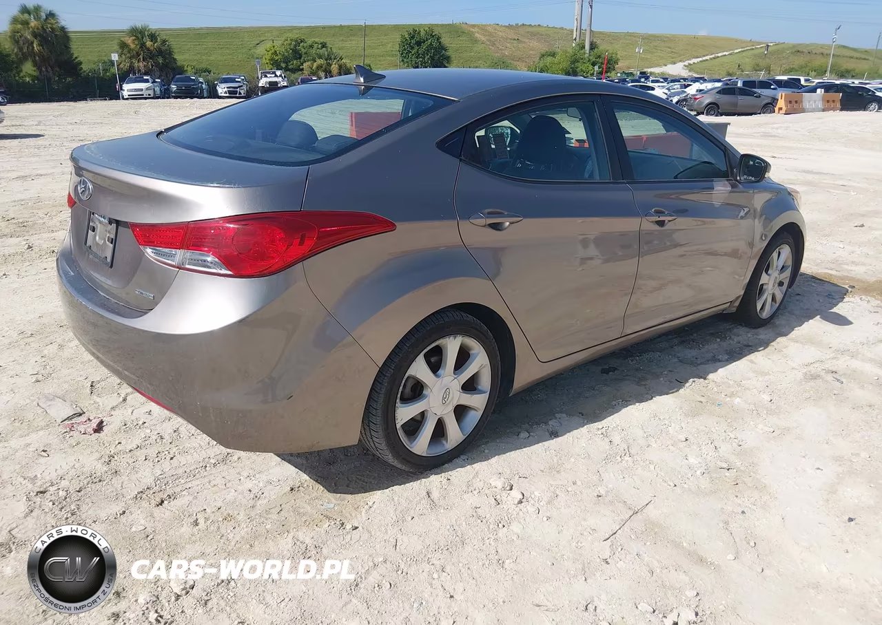 2011 Hyundai Elantra Limited VIN:5NPDH4AE5BH051057 - 4