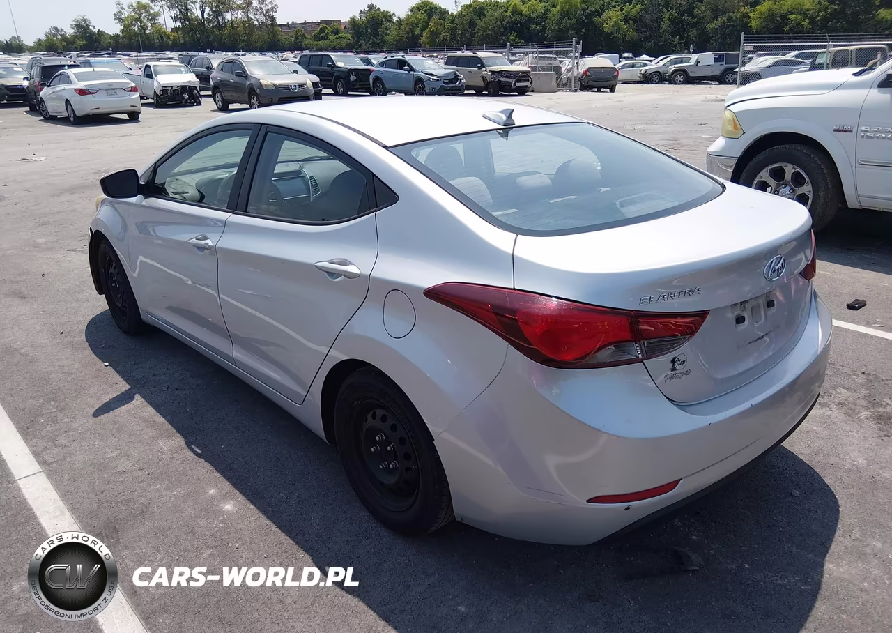 2016 Hyundai Elantra Se VIN:5NPDH4AE4GH751689 - 3