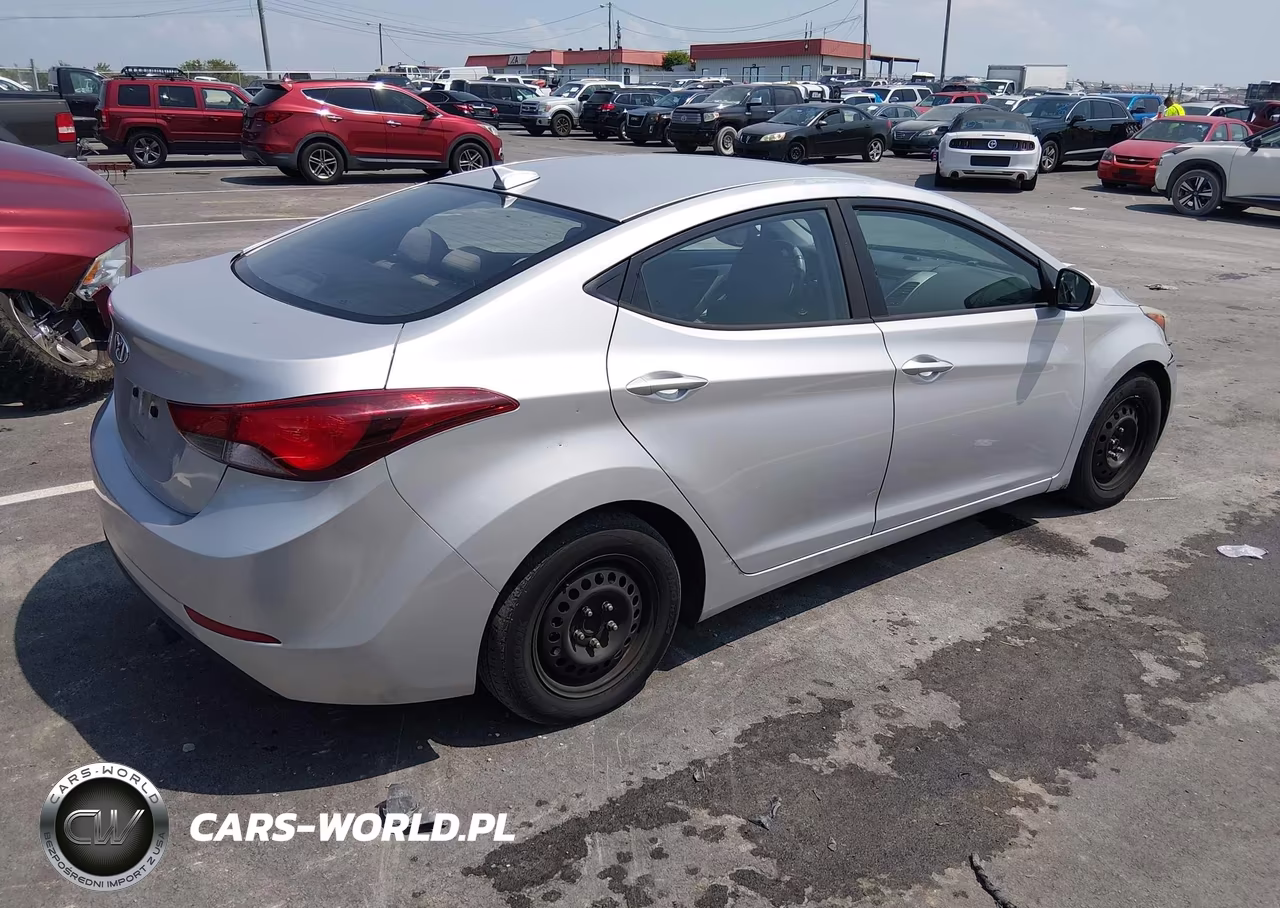 2016 Hyundai Elantra Se VIN:5NPDH4AE4GH751689 - 4