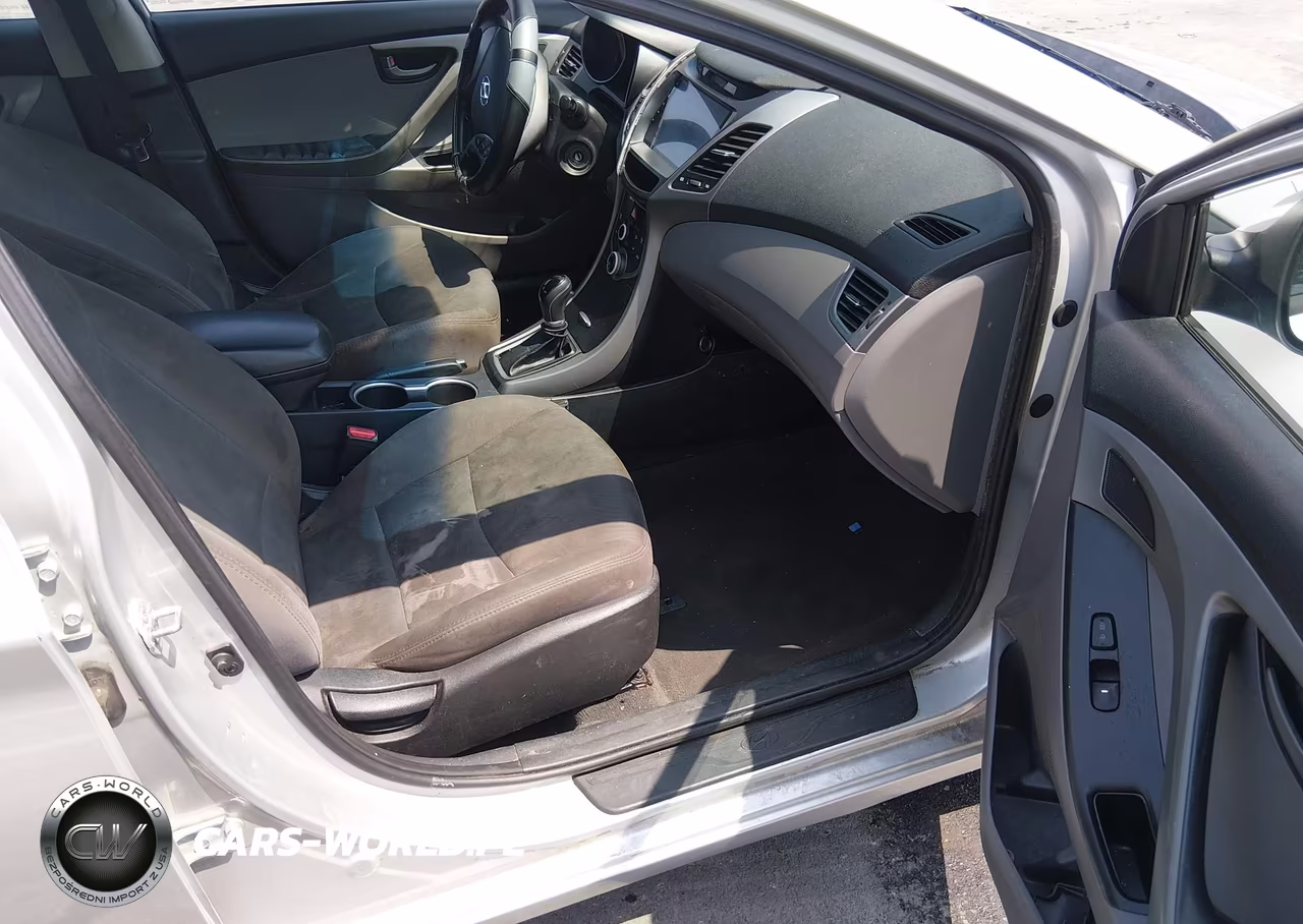 2016 Hyundai Elantra Se VIN:5NPDH4AE4GH751689 - 5