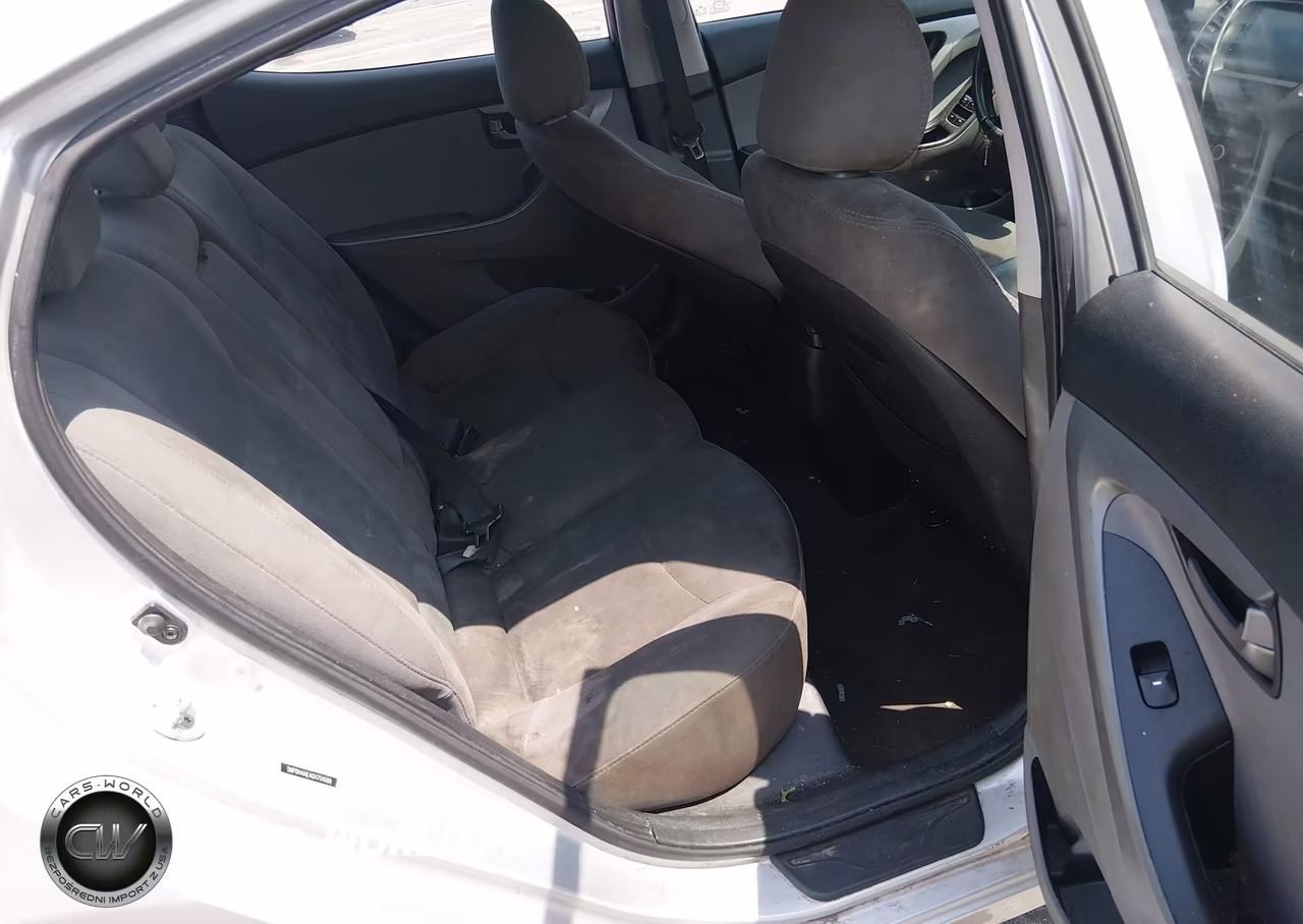 2016 Hyundai Elantra Se VIN:5NPDH4AE4GH751689 - 8