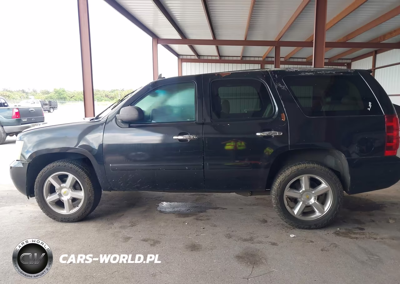 2011 Chevrolet Tahoe Lt VIN:1GNSCBE08BR114337 - 14