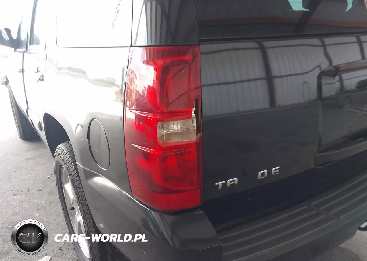 2011 Chevrolet Tahoe Lt VIN:1GNSCBE08BR114337 - 18
