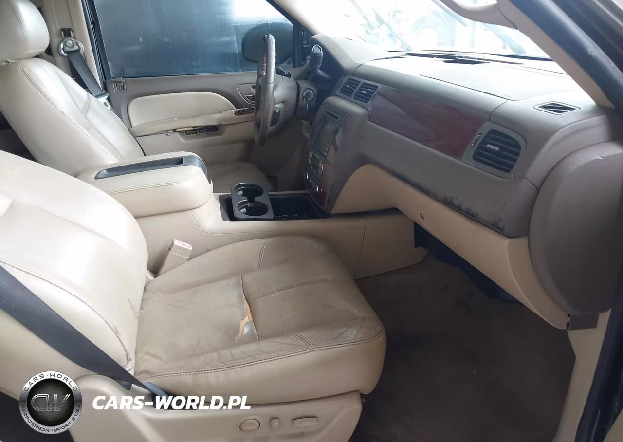 2011 Chevrolet Tahoe Lt VIN:1GNSCBE08BR114337 - 5