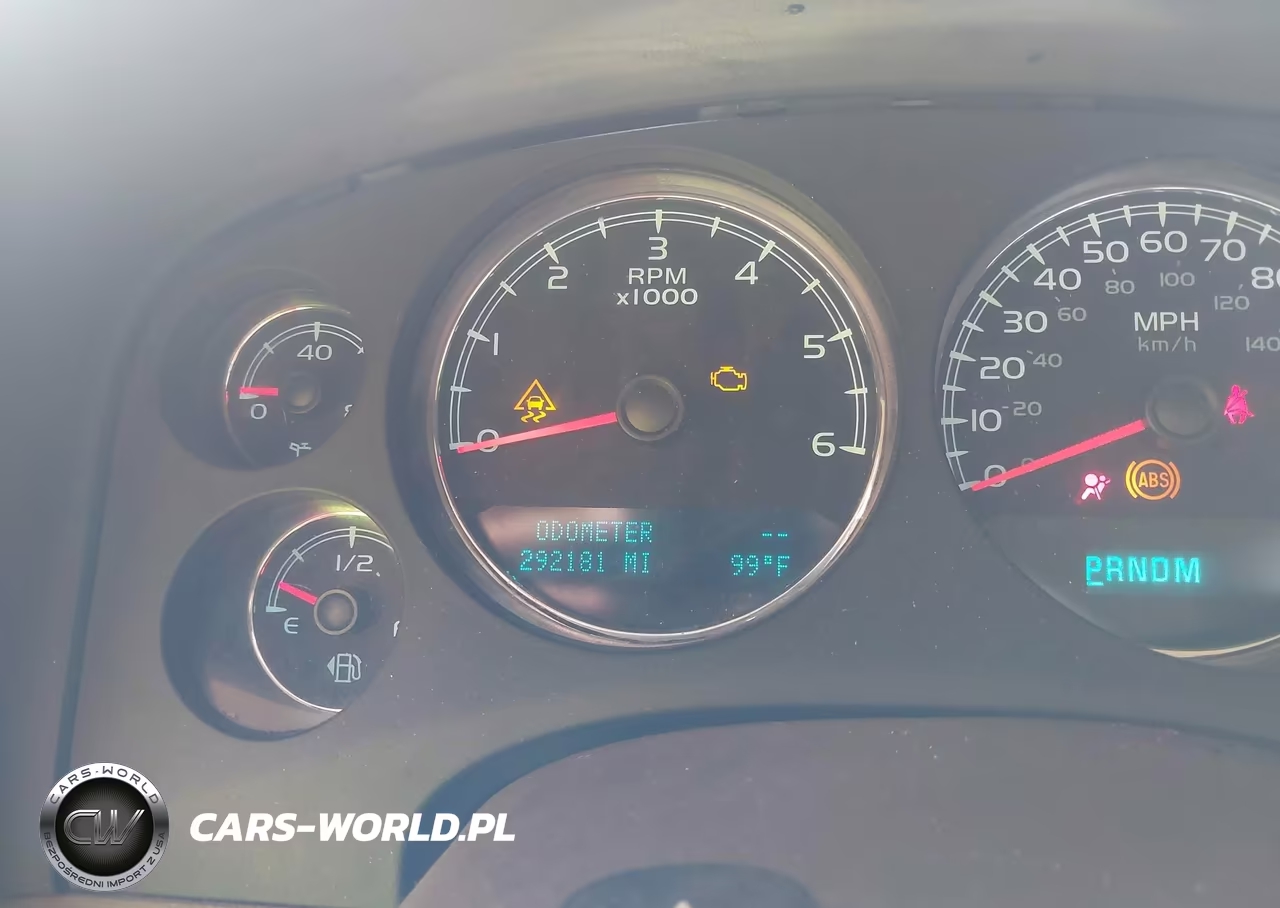 2011 Chevrolet Tahoe Lt VIN:1GNSCBE08BR114337 - 7