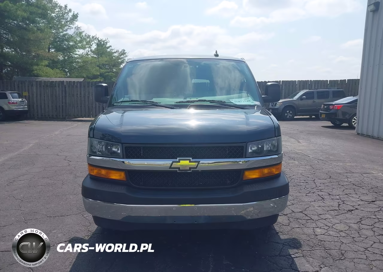 2018 Chevrolet Express 3500 Lt VIN:1GAZGPFGXJ1232352 - 12